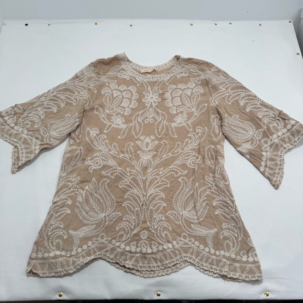 Embroidered Boho Solitare Scallop-Hem Women's XL Top in Beige Neutral